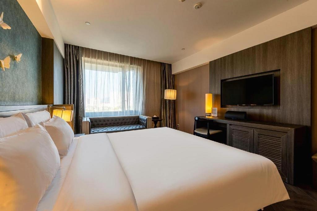 Crystal Orange Hotel Guangzhou Taojin Branch Esterno foto